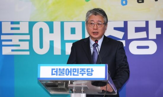 더민주 '친노 좌장격' 이해찬 공천 탈락..조응천 공천