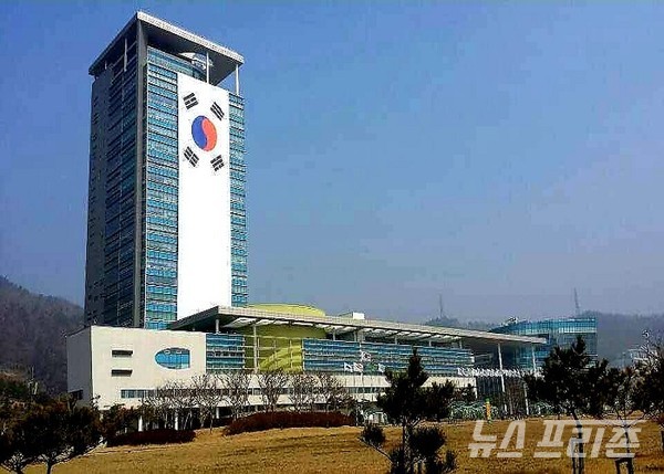 ﻿전남도, 대불 산학융합지구 운영상황 점검 나서/사진=전남도청ⓒ이병석 기자