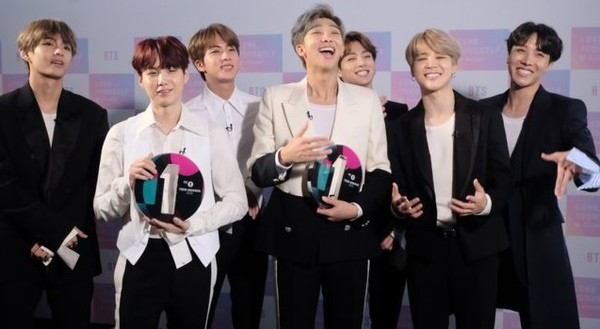 BTS 비아랍권 가수 최초 사우디 공연(출처 :BBC캡처)