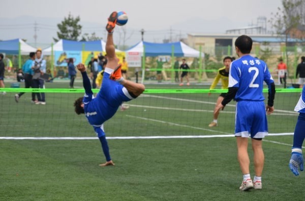 합천군은 제4회 경상남도협회장기 생활체육족구대회를 20일 합천생활체육공원 제1구장에서 개최한다./ⓒ합천군