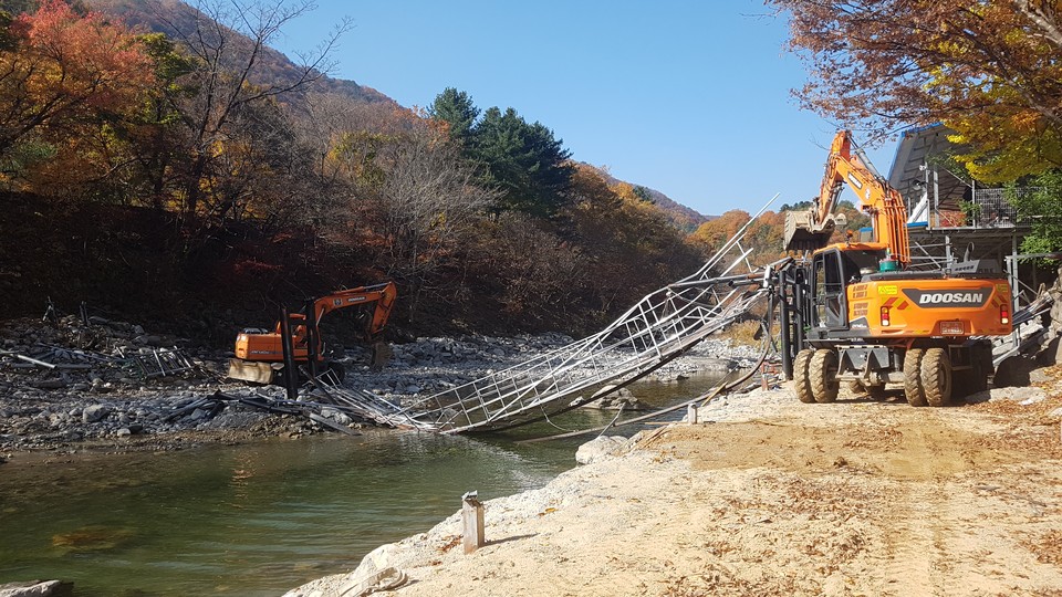 가평군 하천불법시설 행정대집행 현장 ⓒ가평군청