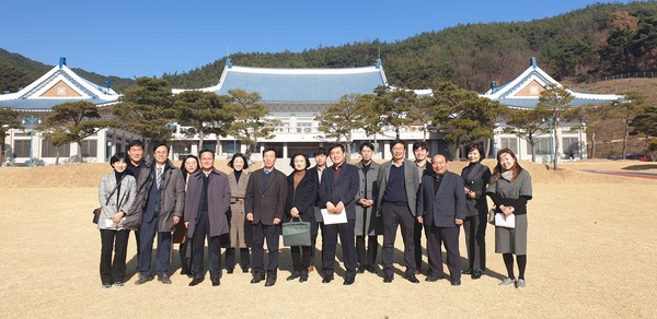 합천군은 지난 18일 청와대세트장 세종실에서‘2019 국내관광 선도도시 간 관광교류협의회 3차 실무회의’를 개최했다./ⓒ합천군