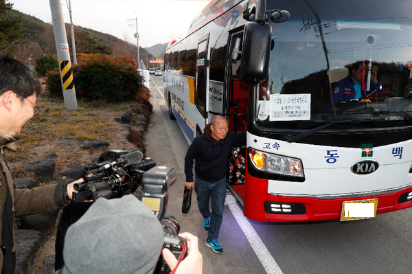 산청군은 60년 만에 동남아시안게임 우승을 일궈낸 U-23 베트남 축구 국가대표팀이 박항서 감독의 고향 산청을 찾았다./ⓒ산청군