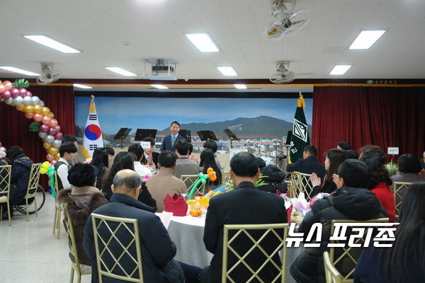 송학중학교 졸업식 모습.(사진제공=제천교육지원청)