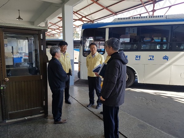 최재원 부시장 삼천포시외버스터미널 점검모습./ⓒ사천시