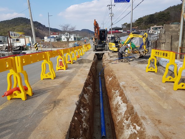 진주시는 깨끗하고 안정적인 수돗물 공급과 누수방지를 위하여 노후수도관을 대폭 정비할 계획이다./ⓒ진주시