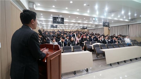 한호전 호텔외식조리학과, 호텔조리과, 국제중식조리학과가 특급호텔 취업맞춤형 커리큘럼 운영을 통해 독보적인 호텔 취업률을 기록하고 있다. 학생들을 위한 취업박람회를 개최했다/ⓒ한호전