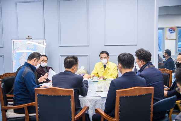 남해군 지역경제활성화 간담회 모습./ⓒ남해군