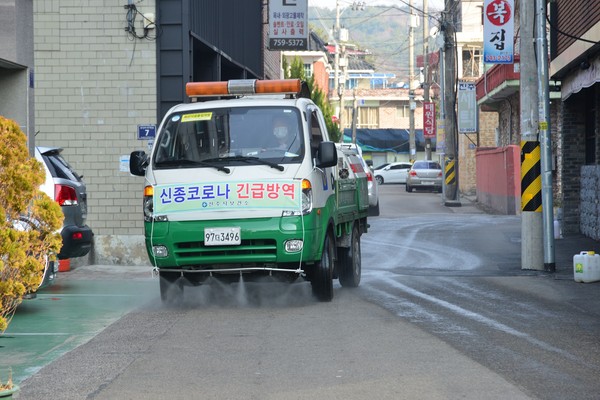 진주시는 지난 23일 발표한 “코로나19 지역경제 긴급 지원대책”에 따라“진주형일자리 사업”을 신속하게 추진한다./ⓒ진주시