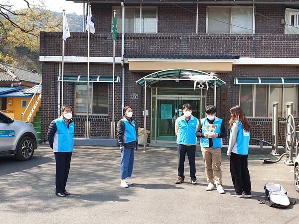 의령군은 올해 지적재조사사업지구인 구룡지구, 해남지구, 서남1지구에   최신측량 기술 드론을 활용해 고해상도 정밀항공 촬영을 실시했다./ⓒ의령군