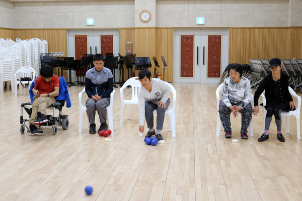 산청군 노인·장애인 복지관 산엔청복지관이‘2020 경남도장애인체육회 생활체육교실 및 대회지원사업 – 보치아 생활체육교실’에 선정됐다./ⓒ산청군