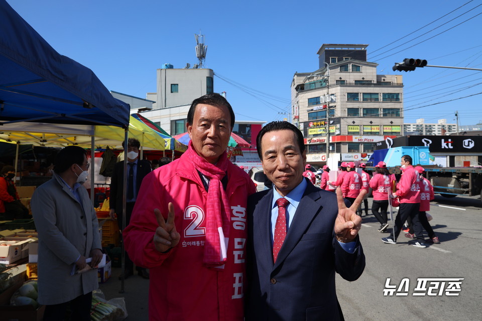 전국 농어민단체장 그리고 농·수·축산업 유관기관 단체장들이 대거 미래통합당 홍문표 예산·홍성 후보 지지를 선언했다./ⓒ홍문표 후보 선거사무소