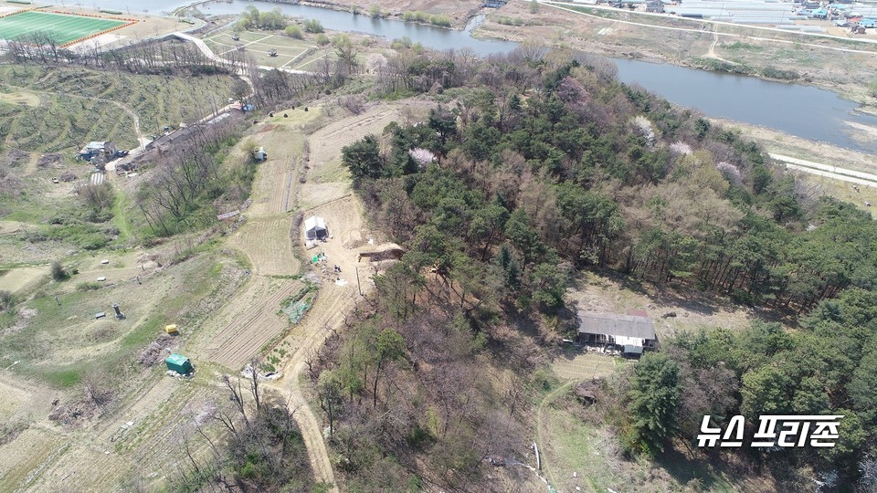 충남 예산산성에서 기존 백제시대에 축조된 것으로 알려진 성벽 외, 백제시대 이전의 환호유적 성벽이 발견됐다./ⓒ충남도청