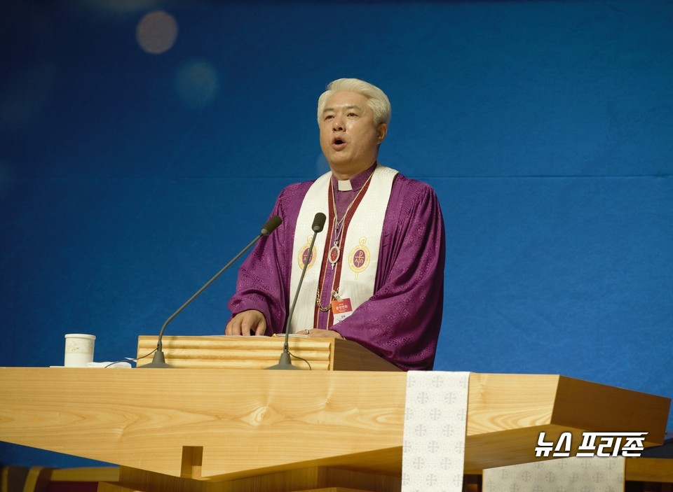 김규세 감독이 말씀을 전하고 있다./ⓒ박한복기자