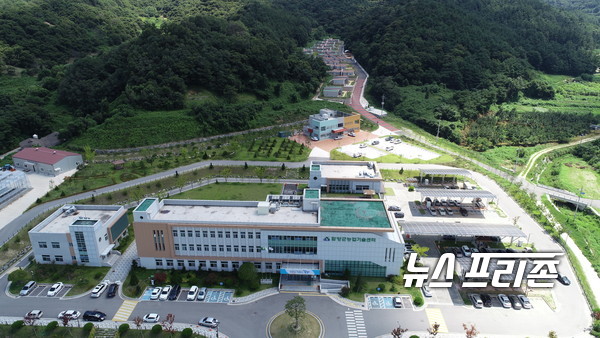 함양군은‘체류형 농업창업지원센터’에 입교한 예비 귀농인의 귀농 두려움을 해소하고 안정적인 정착을 유도하기 위해 ‘멘토링 제도’를 운영한다.(함양군농업기술센터)/ⓒ뉴스프리존 DB