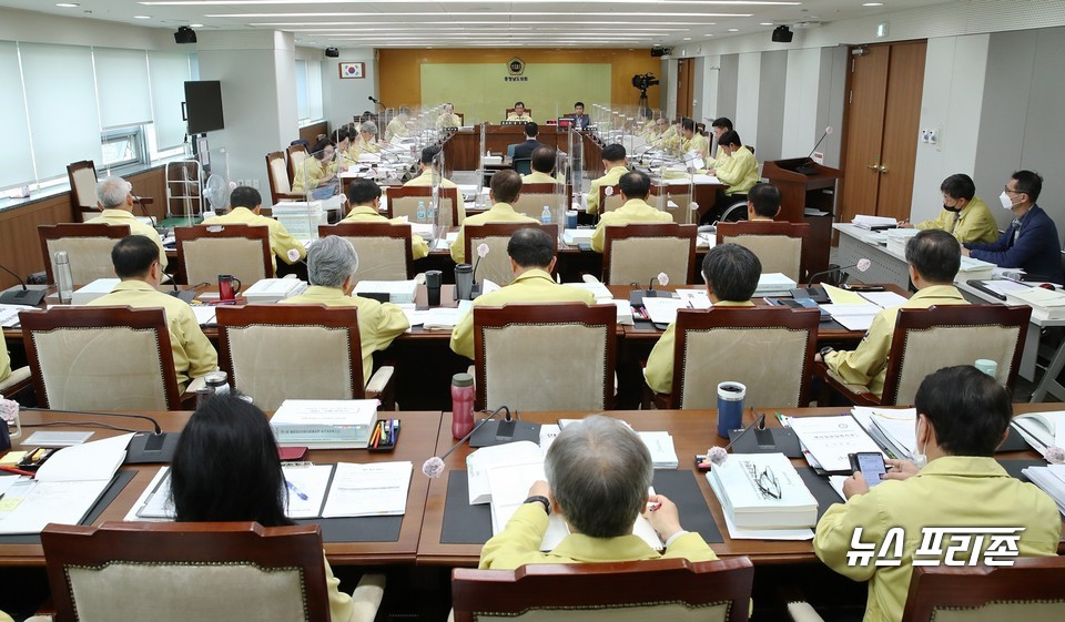 충남도의회 예산결산특별위원회는 19일 2020년도 제1회 충남도교육비 특별회계 추가경정예산안을 심의해 5580만 원(2건)을 삭감했다./ⓒ충남도청