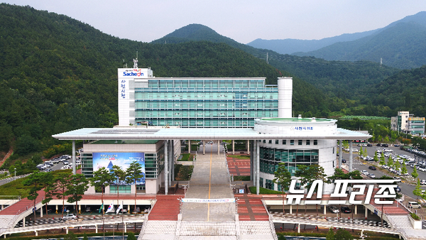 사천시는 매주 수요일 ‘축산환경 개선의 날’을 운영한다.(사천시청)ⓒ뉴스프리존 DB