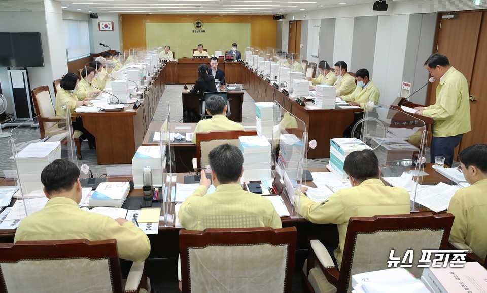 충남도의회 예산결산특별위원회는 22일과 23일 충남도와 충남도교육청 소관 2019 회계연도 세입·세출 결산과 예비비 지출 승인안 등을 심의했다./ⓒ충남도의회