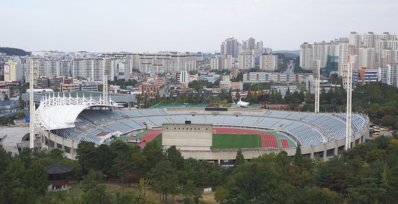 천안시종합운동장 주 경기장./ⓒ김형태 기자