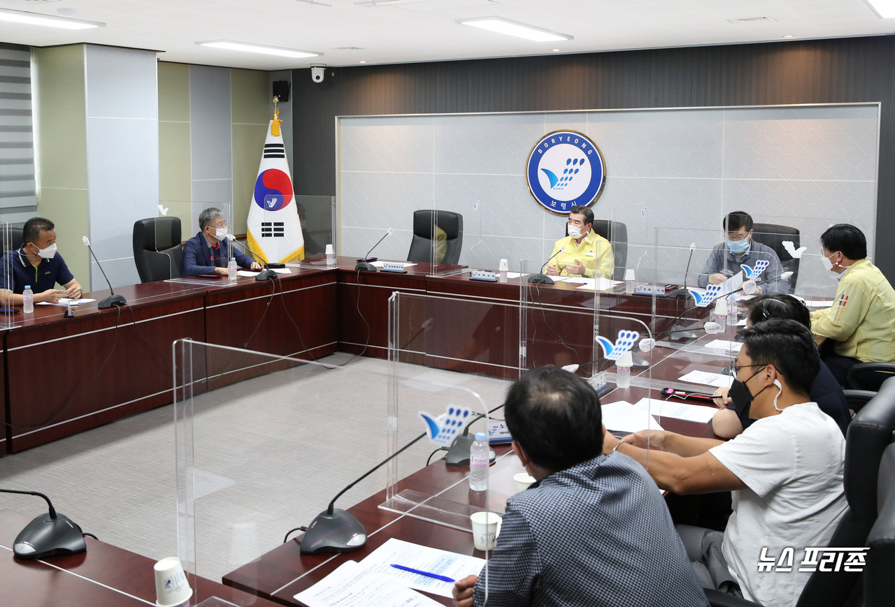 고위험시설 대표자와 간담회 장면.Ⓒ보령시청