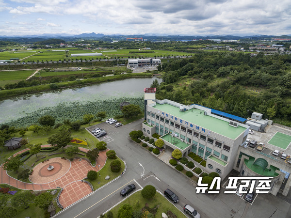 사천시는 축산악취 개선, 가축질병의 효율적 차단·방역 등 축산업의 기반강화를 위하여 단위 면적당 적정사육기준 위반농가에 대한 점검 및 행정처분을 집중단속 실시한다(사천시 농업기술센터)/ⓒ뉴스프리존 DB