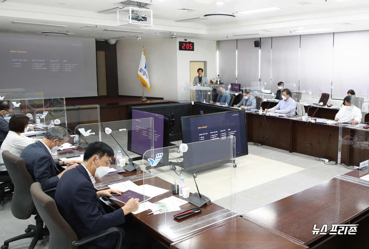 보령 성주사지 홍보관 구축사업 용역보고회 장면.©보령시청