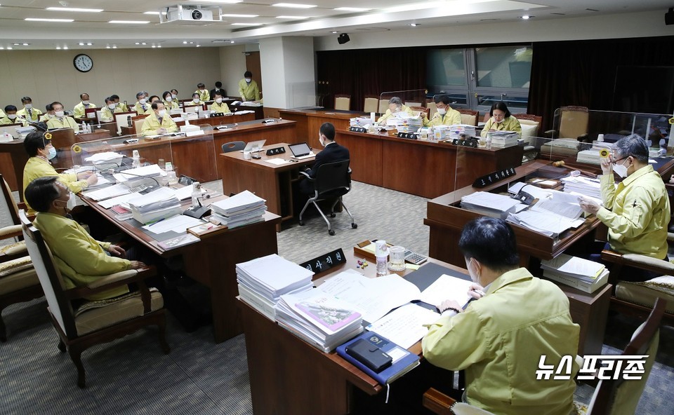 충남도의회 교육위원회./ⓒ충남도의회