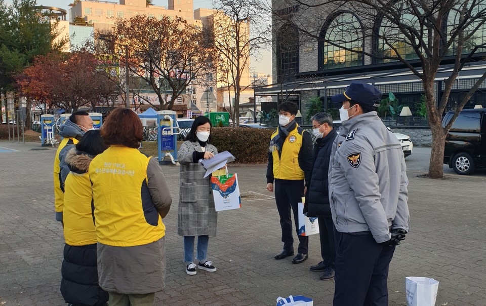 수능전후 청소년유해환경 개선 합동점검./ⓒ천안시