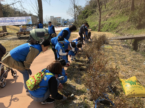 통영시는‘제20회 경상남도 푸른경남상’조성부문에 통영청실회가 관리부문에 통영시 김신환씨가 선정됐다./ⓒ통영시