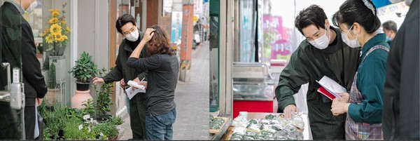 점포별 현장 컨설팅과 컨설팅 통한 지원 물품(진열대, 네온사인, 로고)/ⓒ부천시