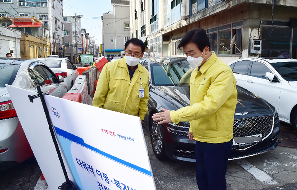 지난 18일 조규일 시장 현장 방문 모습./ⓒ진주시