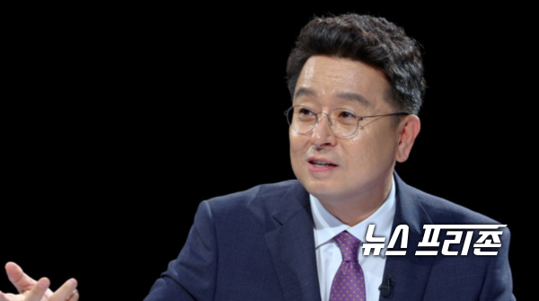 이철희 전 더불어민주당 의원은 21일 KBS 일요진단에 출연해 4•7 재보선 전망에 대해 "이번 선거에서 여야는 성난 민심에 모범답안을 내놓기 보다는 '정권안정'과 '정권견제'의 대선 전초전의 양상을 보이고 있어 아쉽다"고 평가했다.