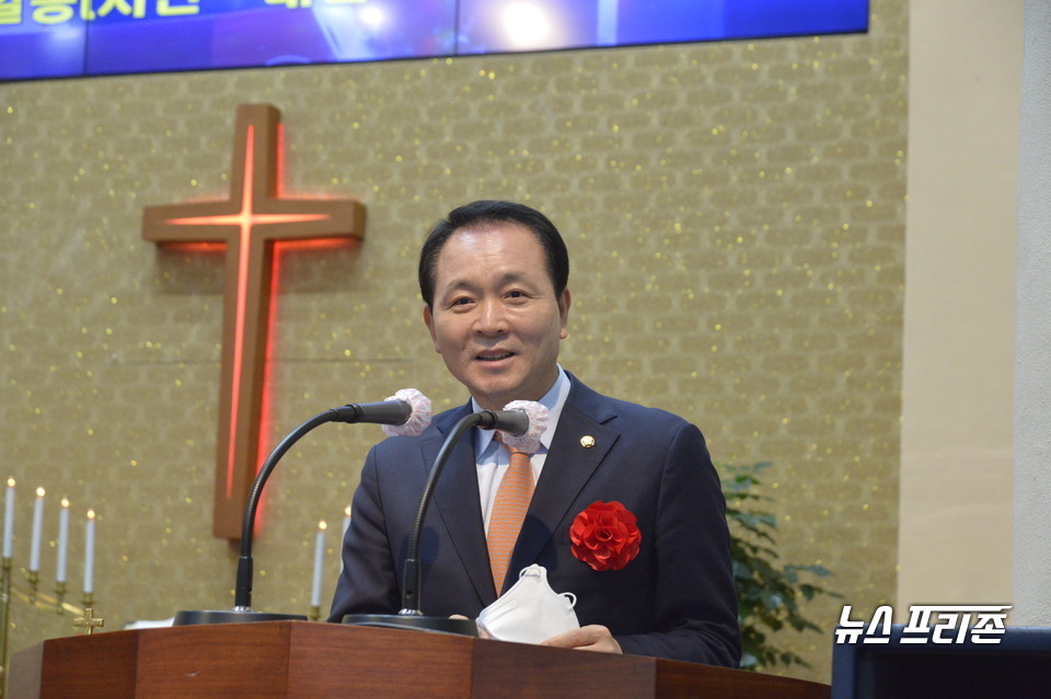 성일종(국민의힘, 서산·태안) 국회의원이 축사를 하고 있다./ⓒ박한복기자