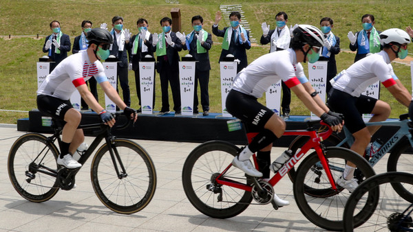 관련사진(합천군, 「가야로 자전거 투어」출정식 ⓒ 합천군