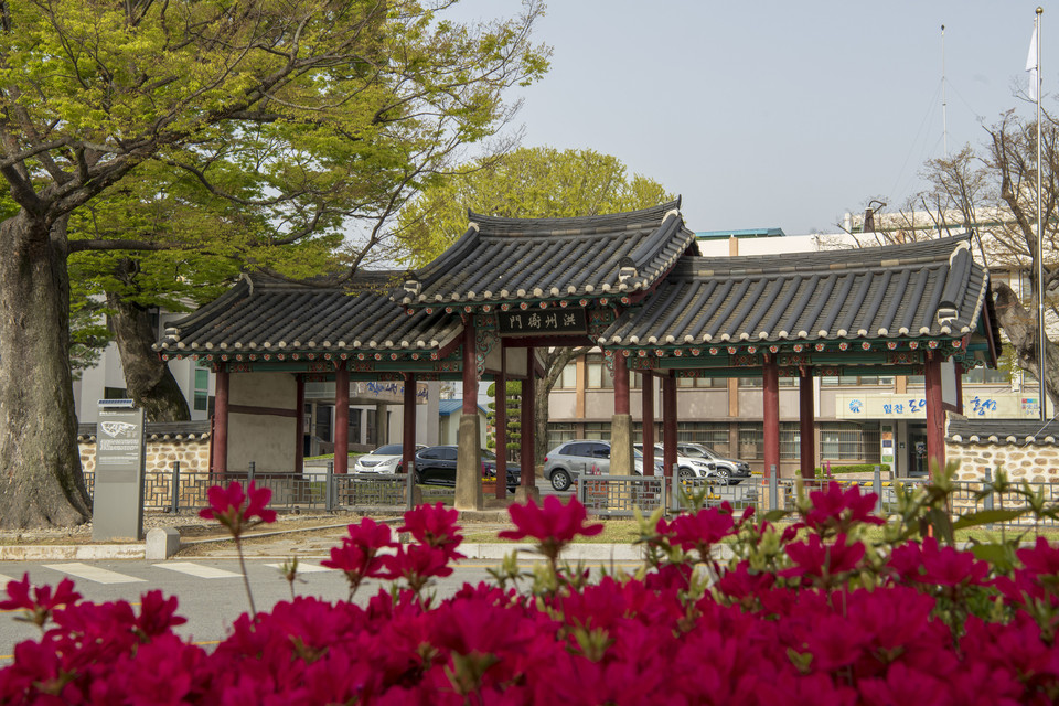 충남 홍성군은 수출물류비 상승에 어려움을 겪고 있는 농어가 및 업체를 돕고, 농수산물 수출을 촉진하기 위해 수출물류비 지원에 나선다./ⓒ홍성군청