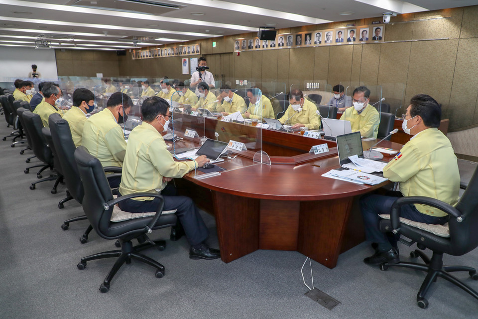 충남 당진시는 22일 시청 목민홀에서 김홍장 시장의 주재로 제23회 지속가능발전 정책조정회의를 개최했다./ⓒ당진시청