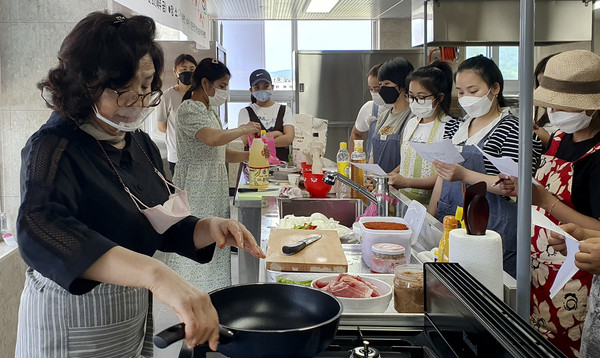 사천시 경이로운 엄마의 수랏간 ⓒ 사천시