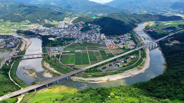 산청군 산청읍 경호강 드론 전경    산청군