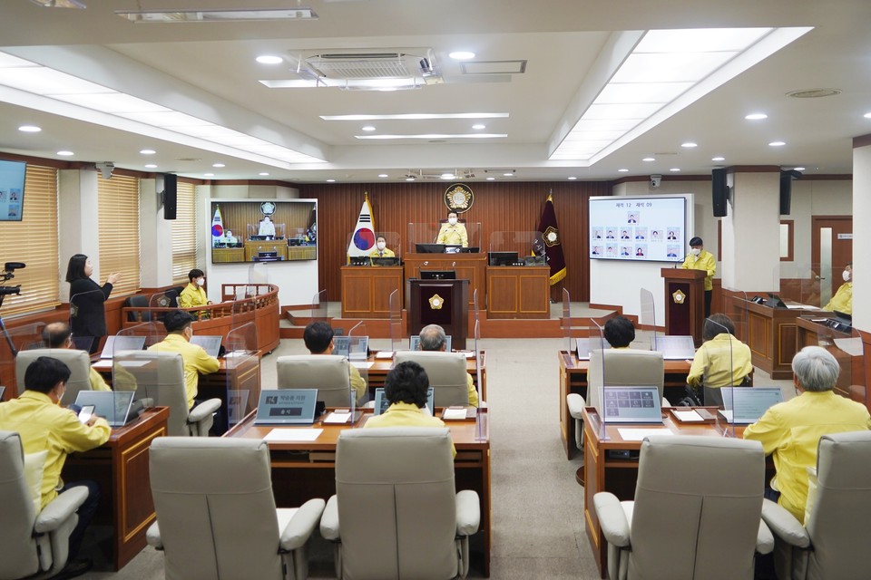 충남 논산시의회는 21일 제229회 임시회를 개회하고 29일까지 의정활동에 돌입했다.(사진=논산시의회)