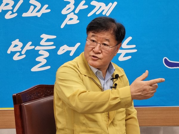 김우룡(동래구청장) 부산광역시 구청장·군수협의회장