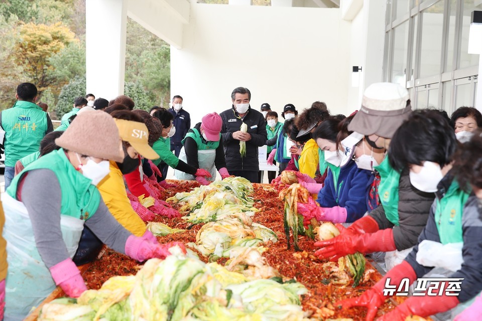 김장행사 장면.(사진=보령시청)