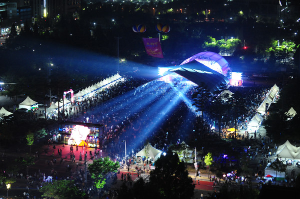 지난 2019년 5월 개최된 대전 서구힐링 아트페스티벌 모습.(사진=서구)