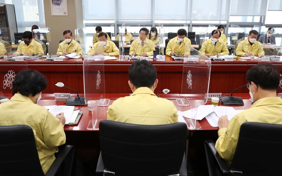 양승조 충남도지사가 “총 84개 사업, 10조 2224억 원이 반영된 서해안권과 내륙첨단산업권의 발전을 충실히 실천해 나가겠다”고 강조했다.(사진=충남도청)