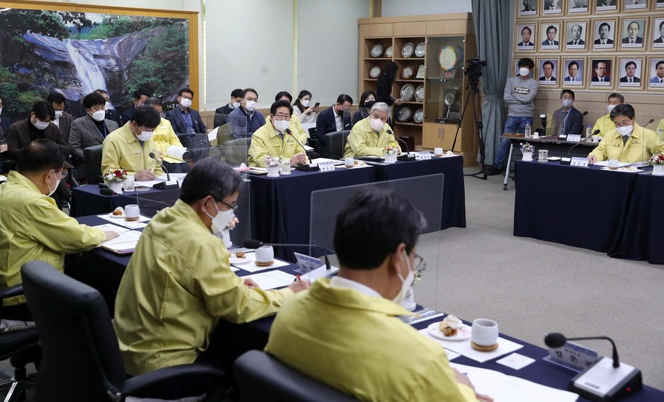 충남도는 21일 금산군청 다목적회의실에서 ‘제23회 충남 지방정부회의’를 개최했다.(사진=충남도청)