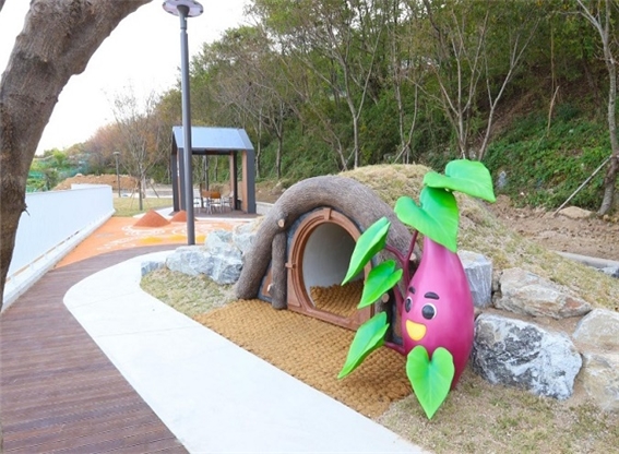 제9회 부산광역시 아름다운 조경상 공모전 우수상 수상작 '조내기 고구마 체험마당' (영도구 조내기고구마박물관 야외) ⓢ부산시